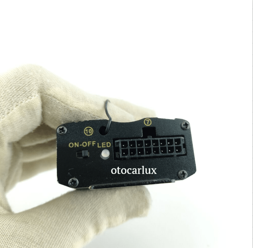 کیت کامل ردیاب خودرو GPS ترکر کوبان با سیمکارت، ریموت قفل مرکزی، سیمکشی، میکروفون شنود و قطعات نصب محصول