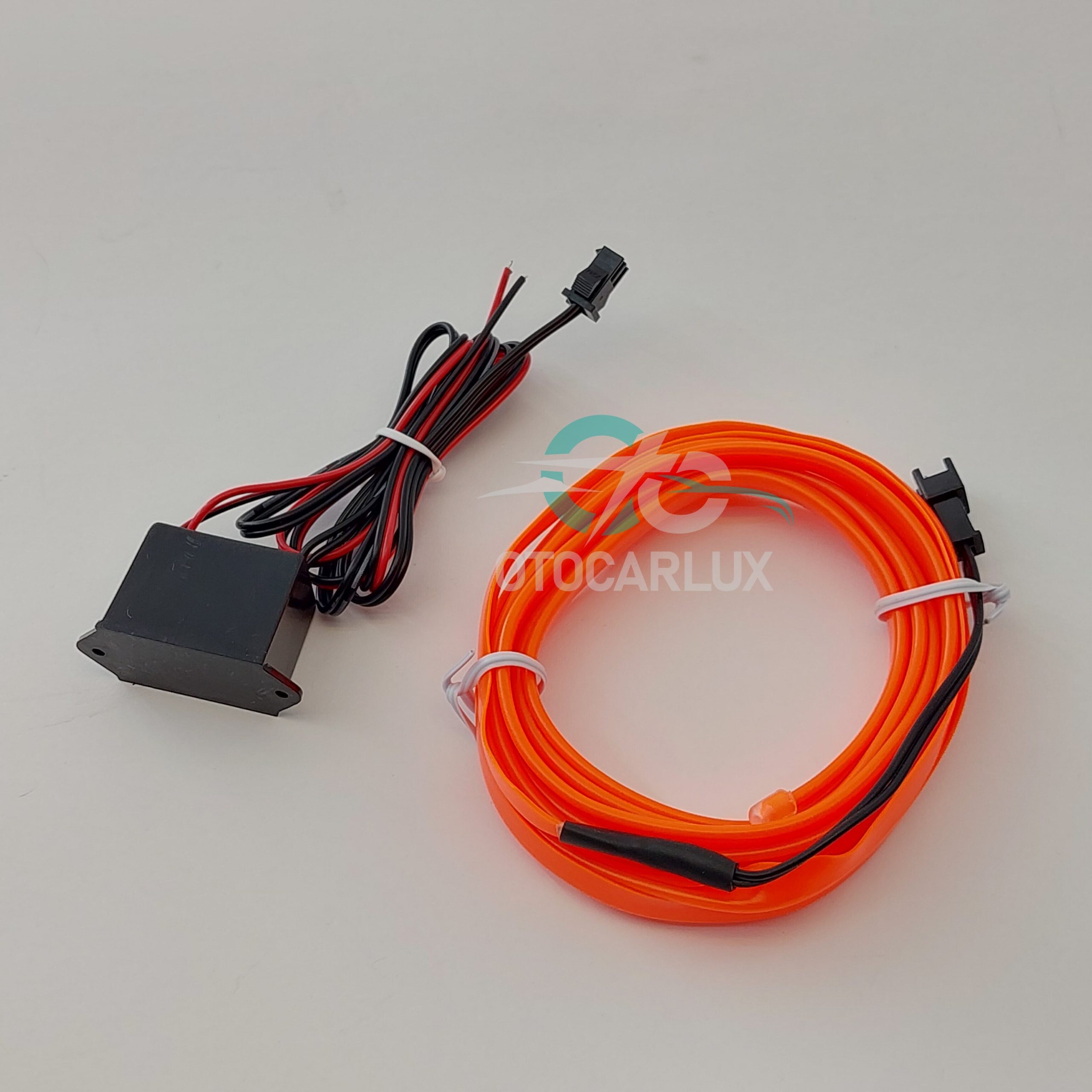 الوایر نورپردازی داخل خودرو با نور خطی یکنواخت