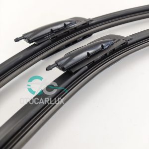 تیغه برف‌پاک‌کن ژله‌ای STCO سایز 18×24 دارای آب‌پاش، بسته دو عددی مناسب سمند، دنا، دناپلاس، سورن و شاهین با بدنه نرم و عملکرد بی‌صدا.